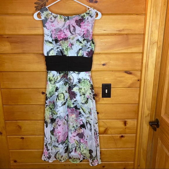 Connected Apparel Floral Dress - Picture 5 of 5